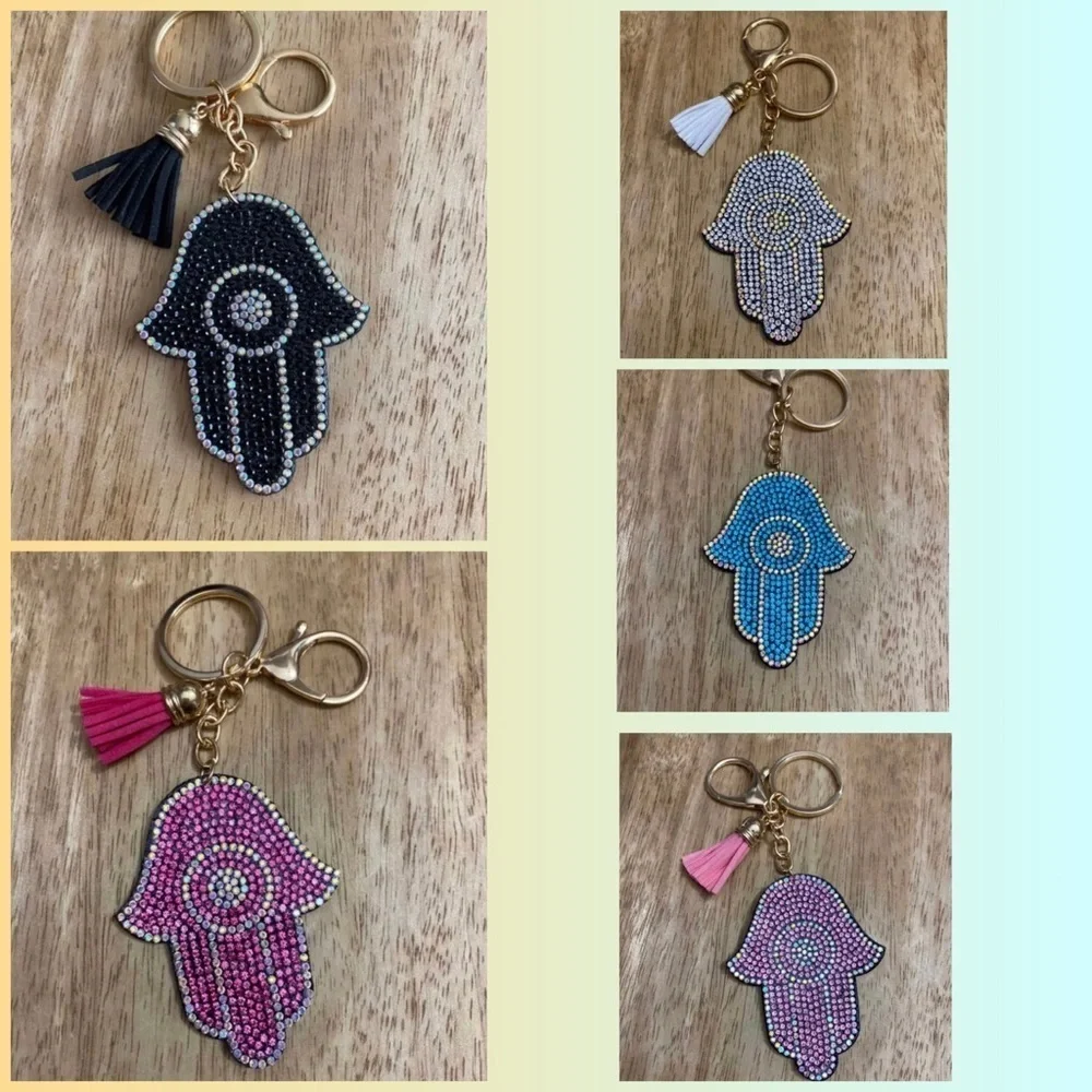🆕 Righstones Hama Hand Keychain🆕